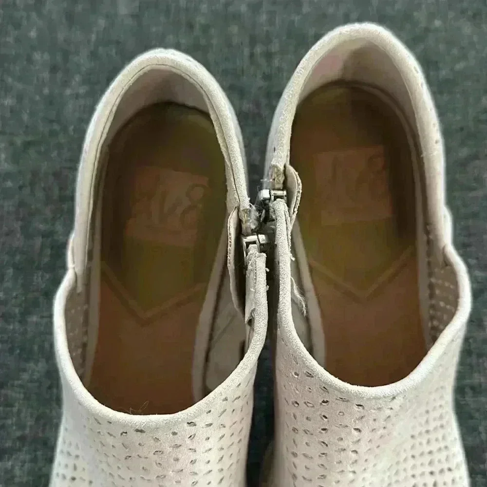 Size 8.5 perforated beige open toed booties from DV8 by Dolce Vita